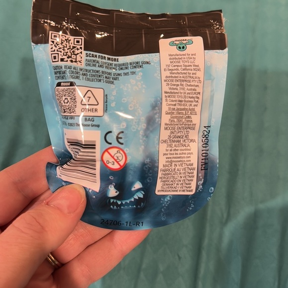 Mr. Beast Lab Swarms mystery micro beast across alpha series - Picture 3 of 3